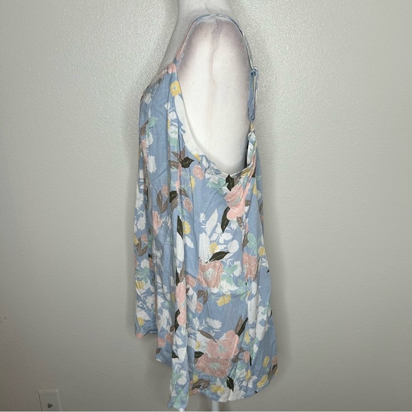New Torrid Womens Light Blue & Pink Floral Button-Up Tank Top Plus Size 3/3X NWT - Picture 5 of 10